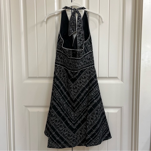 White House Black Market Embroidered Linen Halter Dress in Black, Size 0 - Picture 4 of 7